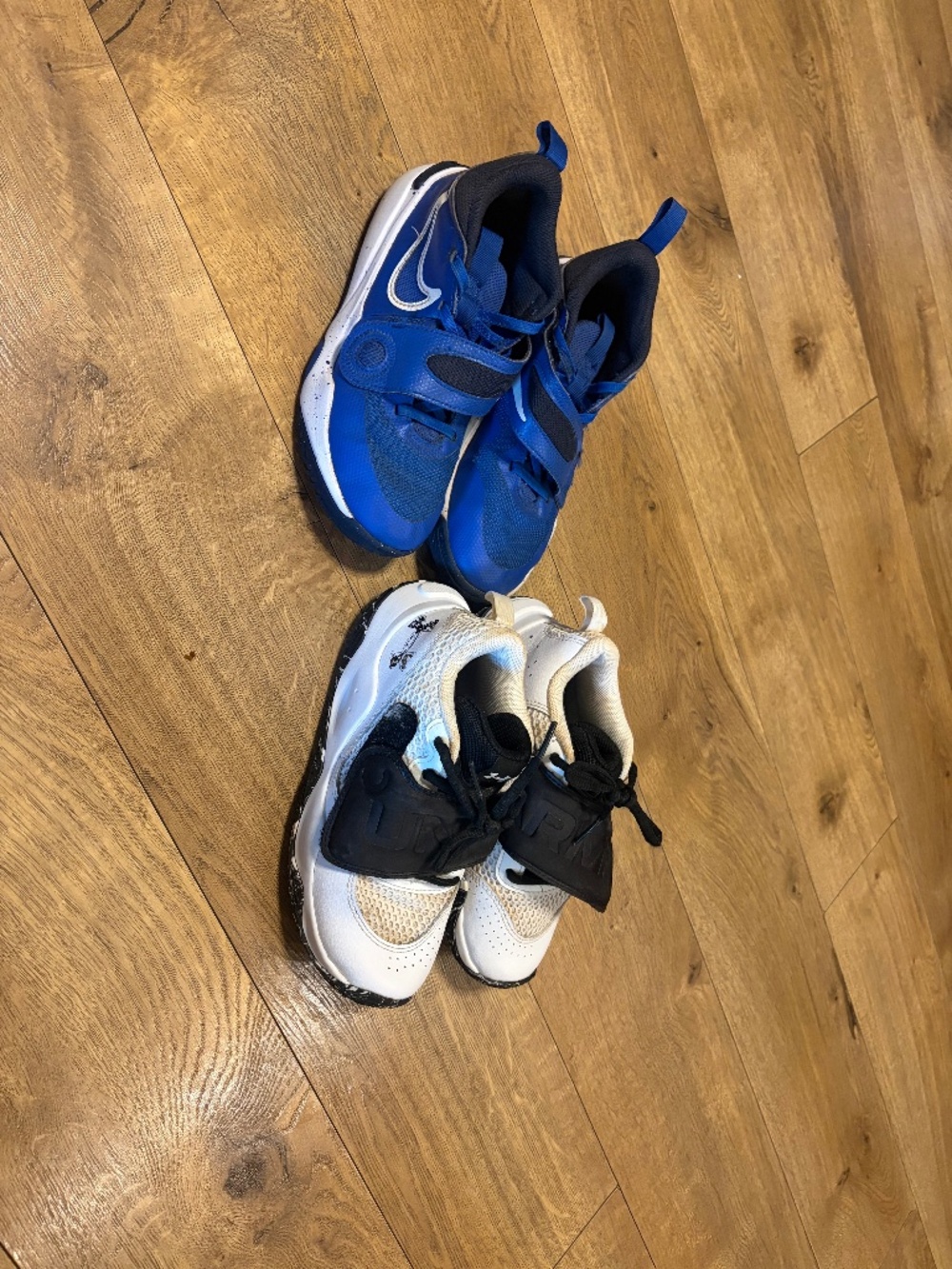 Boys shoes size 2y Nike and Under Armour